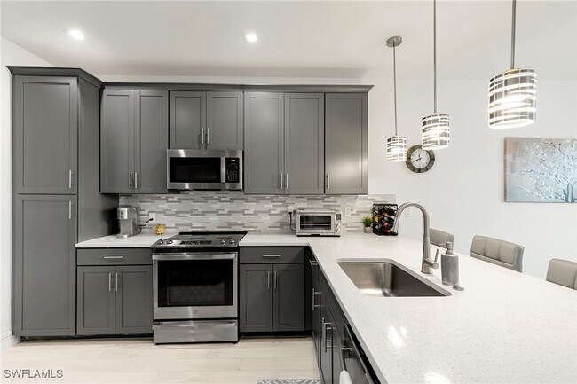 Building Photo - 7555 Rockefeller Dr Rental