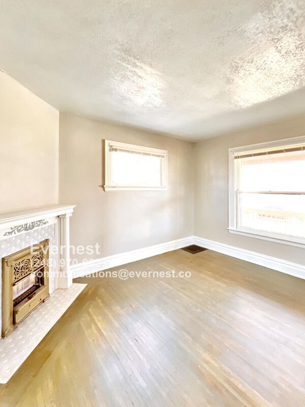 Photo - 121 Machen St