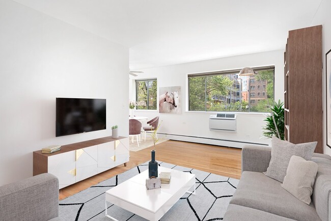 Photo - 441 W. Barry