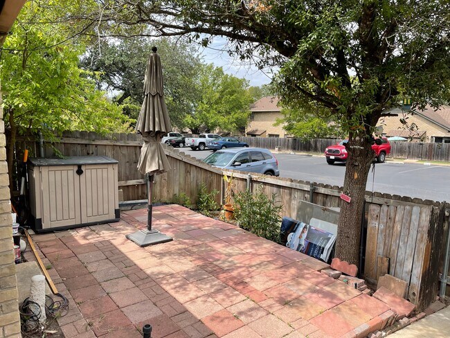 Photo - 1015 E Yager Ln Unit 108