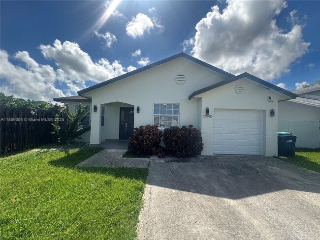 Photo - 17990 SW 135th Ave Casa