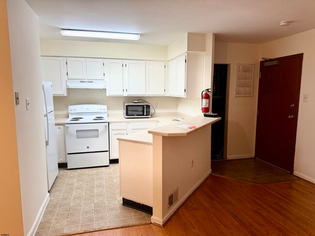 Photo - 1444 Mediterranean Ave Unit 1444B