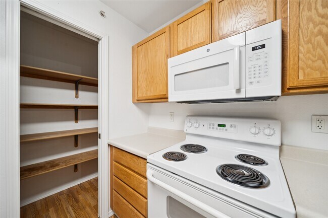 Photo - 9905 William Jones Cir Unit 2