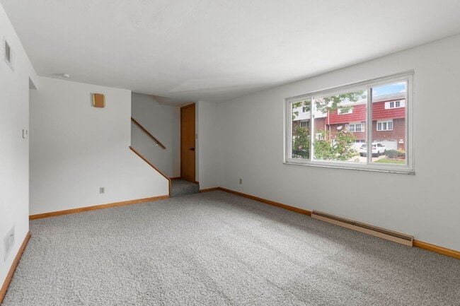 Photo - READY FOR MOVE IN! DON'T MISS THIS RENOVATED 2-BEDROOM TOWNHOME IN WEST MIFFLIN!