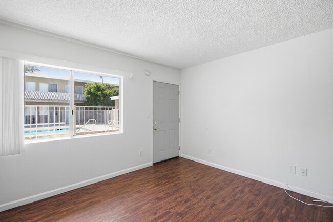 Foothill Suites