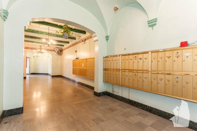 Photo - 2747 N Milwaukee Ave Apartment Unit 338