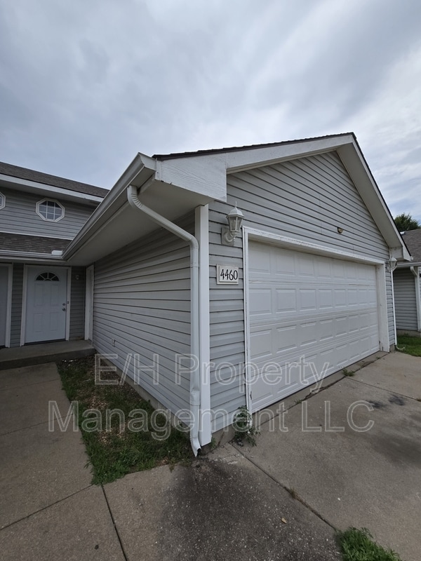 Photo - 4460 S Elizabeth Ave