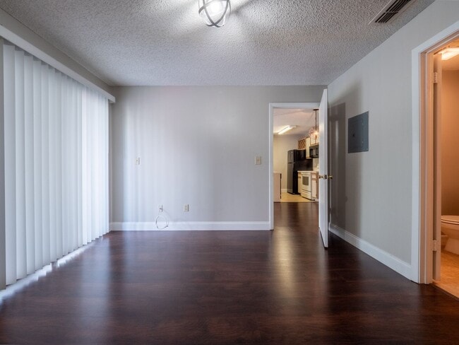 Photo - Regency Park - 16-209 Unit 16-209