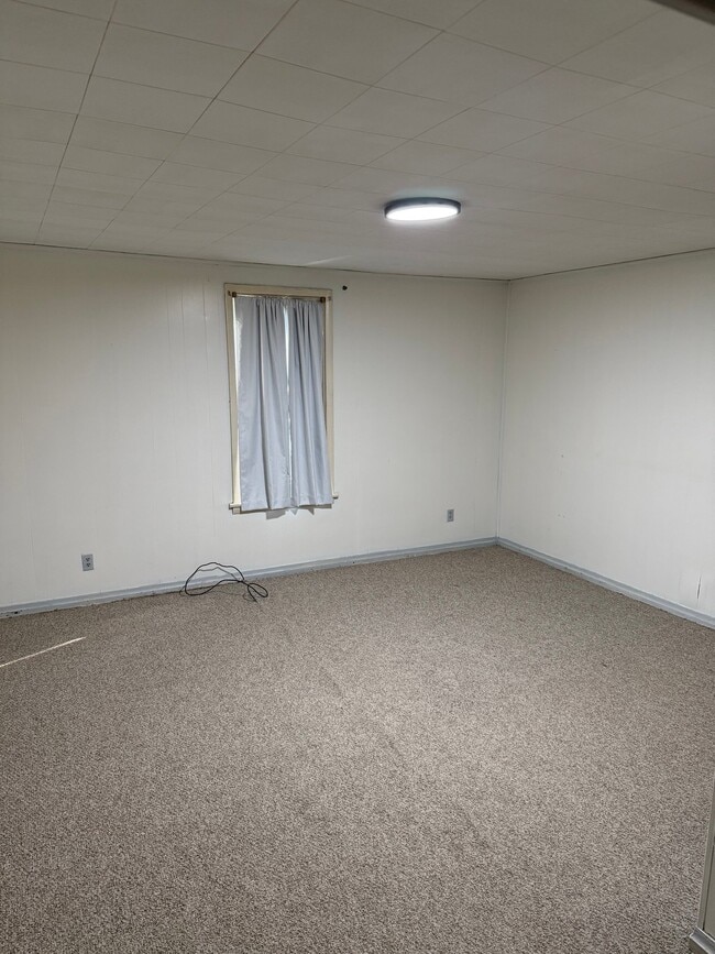 64 High St Unit 2