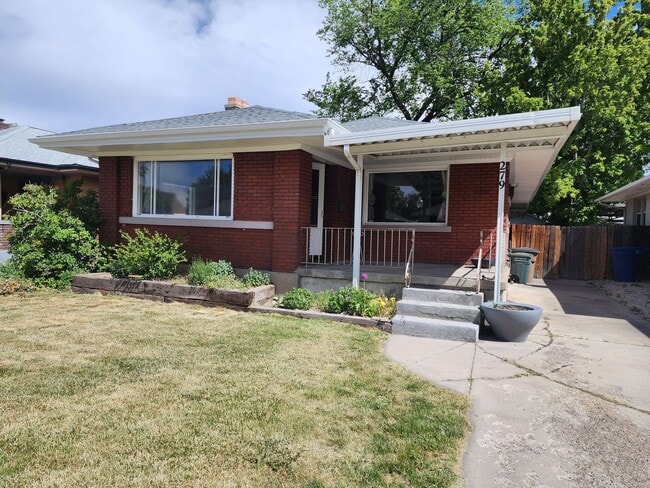 Building Photo - HONEY! Stop Scrolling! - FABULOUS!!!! Downtown SLC 3 bd house!