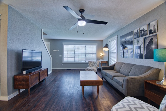 Photo - 2924 Canyon Oaks Ct