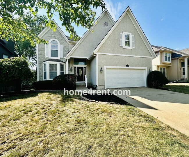 Beautifully Renovated Home in Olathe with ... - Beautifully Renovated Home in Olathe with ...