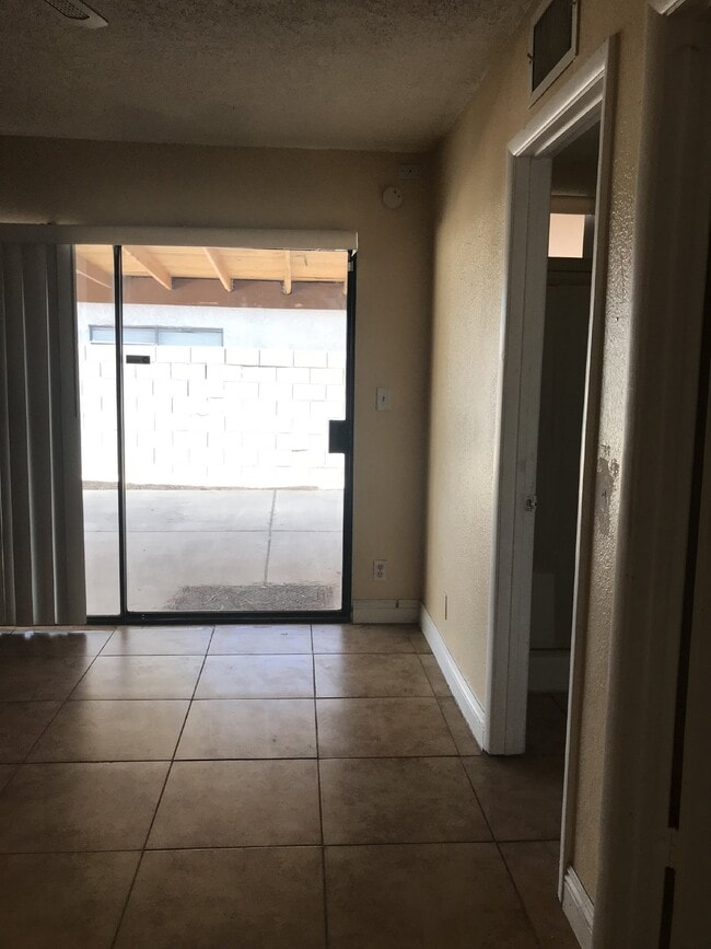 Photo - Single Story 3BR - 2 BA available