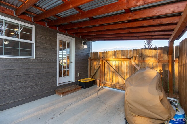 Photo - 1101 Powers Blvd