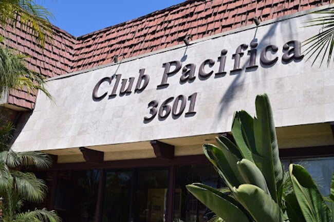 Club Pacifica
