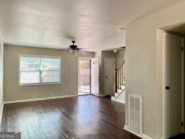 Photo - 493 King Arnold St Unidad 1