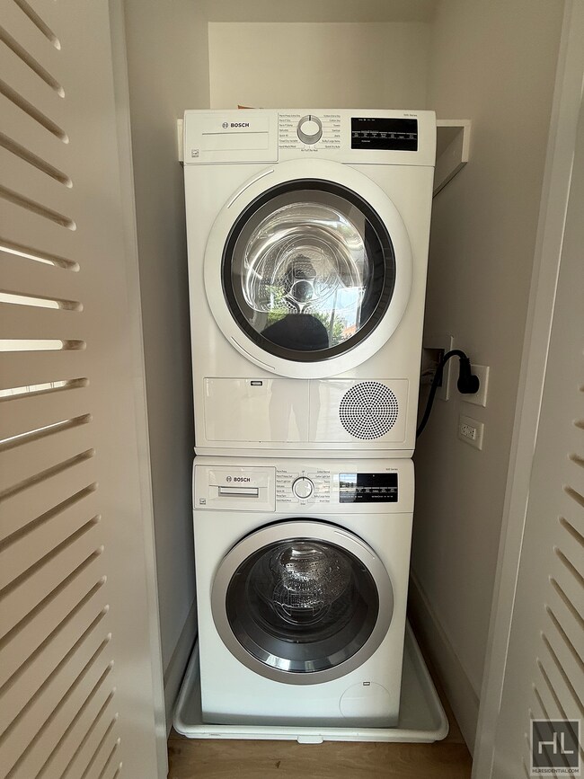 Photo - EAST 2ND ST Unit 8B