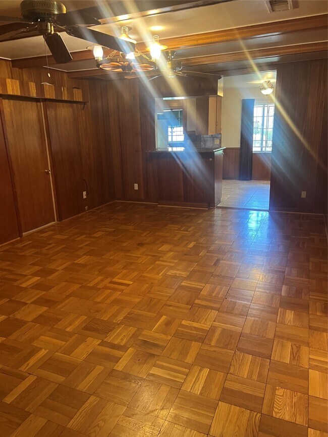 Photo - 3715 Latma Dr