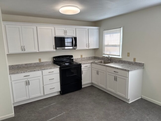 Photo - Southwest 3 Bedroom with Unfinished Baseme...