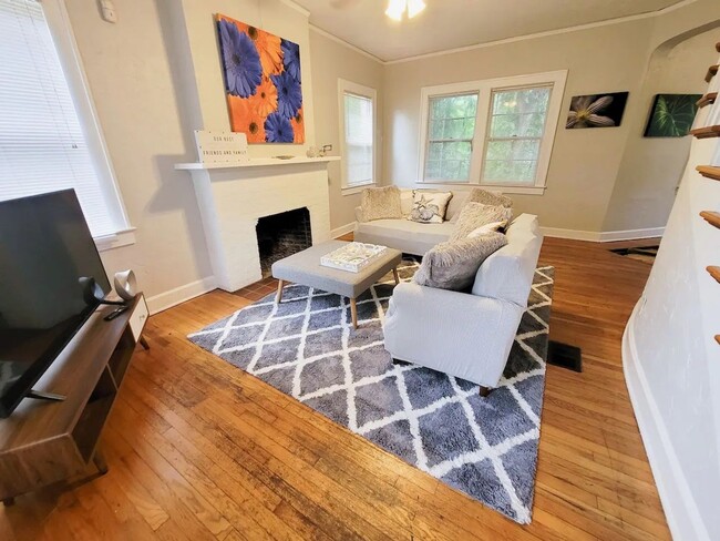 Photo - 949 SW 13th St