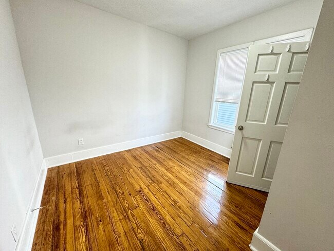 Photo - 153 E Cottage St Unit 3