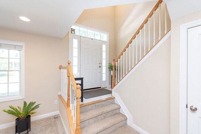 Photo - Beautiful 3 Bed Townhome In the Heart Of Village Of West Clay!