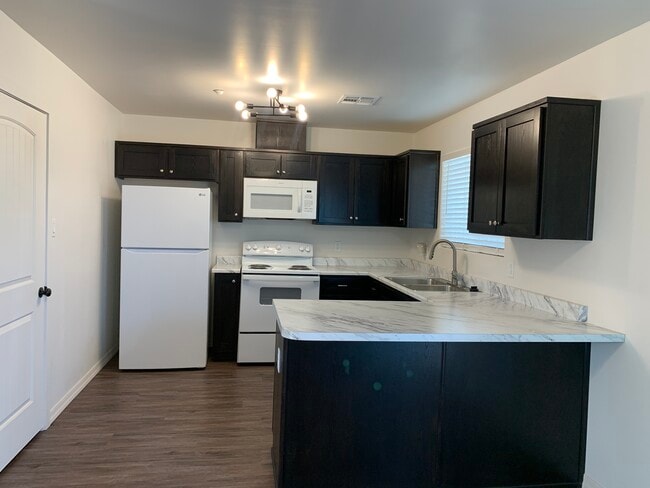 Photo - 123 W Jacobs St Unit B