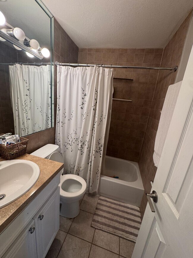 Photo - 7779 Elwood Dr