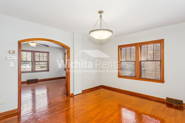 Photo - Charming 3 bedroom, 1.5 bathroom home, wit...