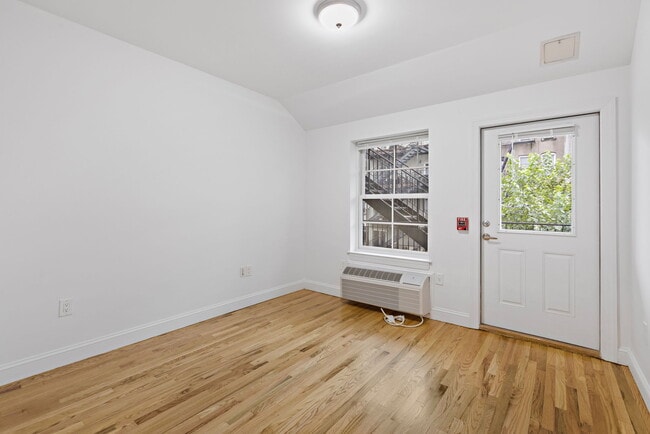 415 Jackson St