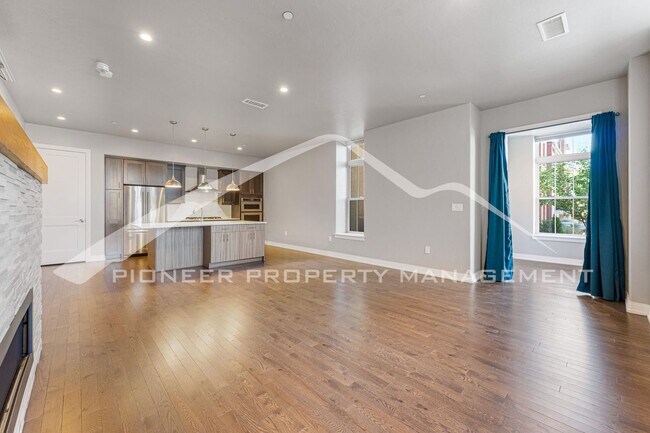 Photo - Spacious Condo with Washer/Dryer and Centr... Unit 103