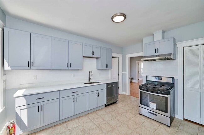 Photo - 35 Lonsdale St Unit 2