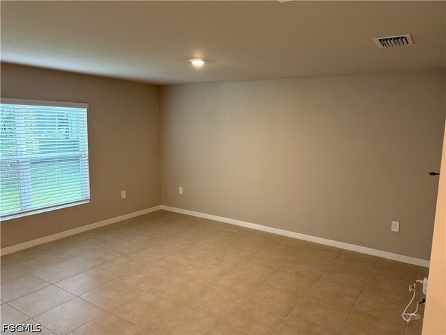 Photo - 5013 Placid Ln