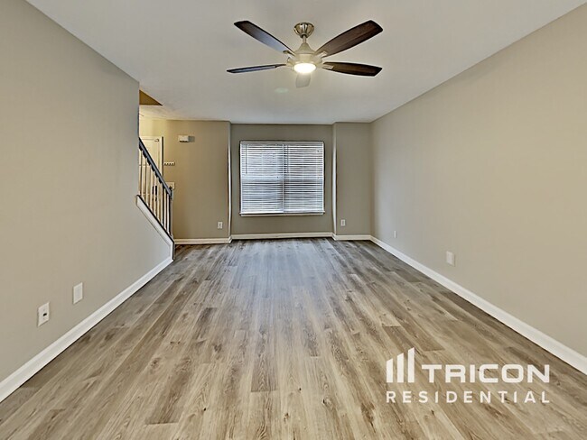 Photo - 231 Mary Joe Martin Dr