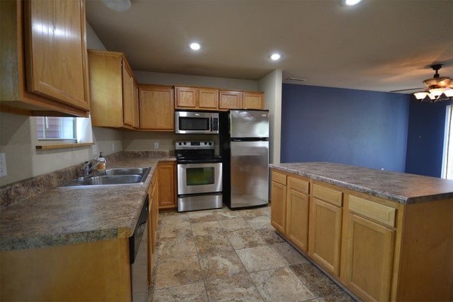 Photo - 2848 W Redstone Dr