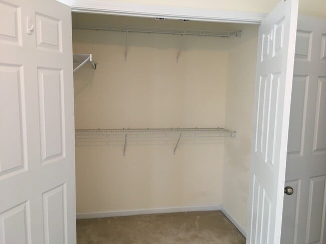 Photo - ****** $200 OFF FIRST FULL MONTH OF RENT!! ******