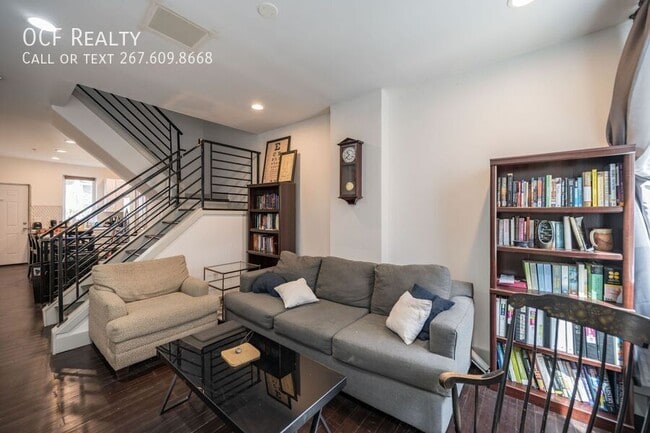 Building Photo - 1770 Waterloo St