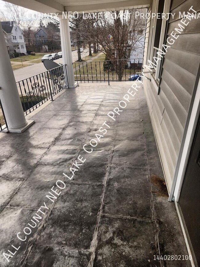 Photo - 1298 Nicholson Ave