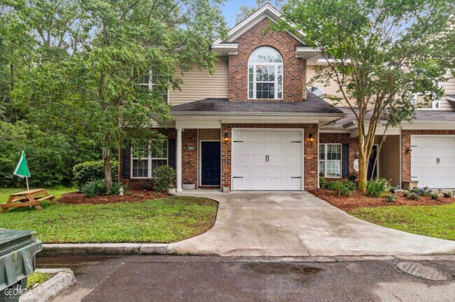 Photo - 301 Kendal Ct