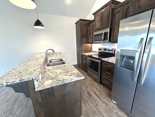 Photo - Water included - 1 Bed 1 Bath Near Downtown Rogers