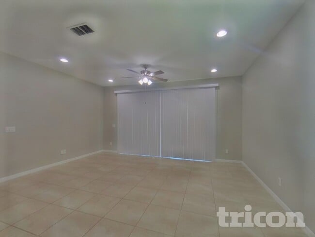 Photo - 2316 Oxmoor Dr