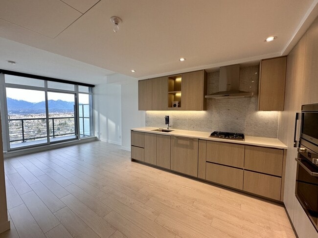 4730 Lougheed Hwy