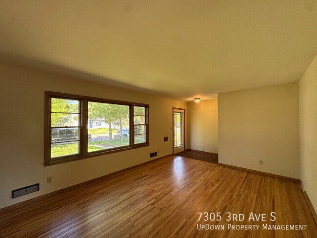 Photo - 7305 3rd Ave S