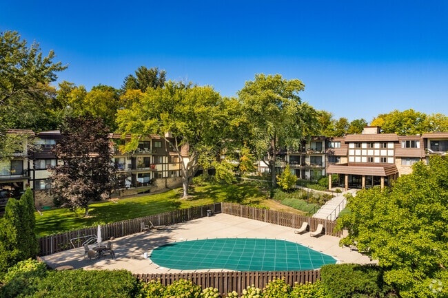 Photo - Wayzata Villa Condos