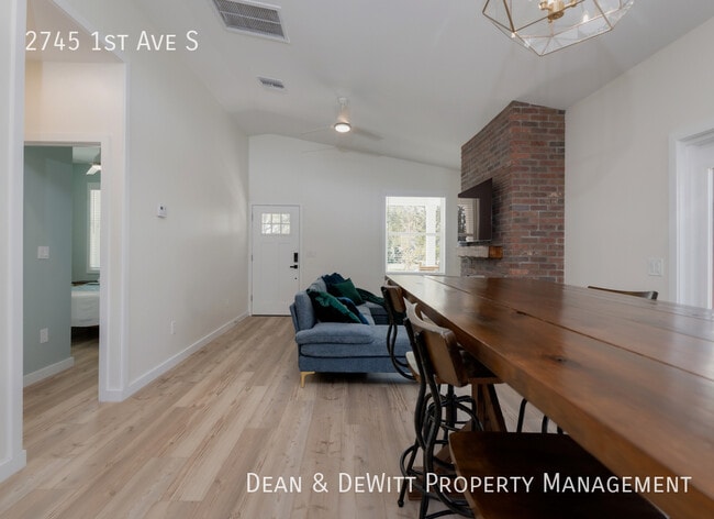 Photo - 2745 1st Ave S