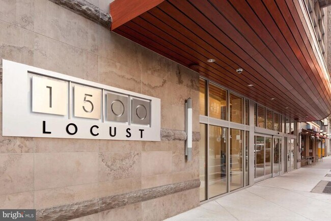 Building Photo - 1500 Locust St Unit 0B-3119 Rental