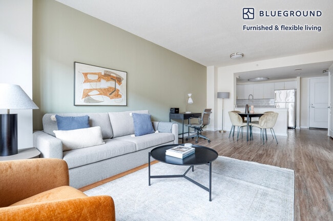 Photo - 5405 Tuckerman Ln Unit FL8-ID608