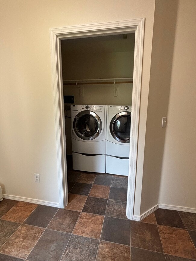 Photo - 20713 Mountain Vista Dr