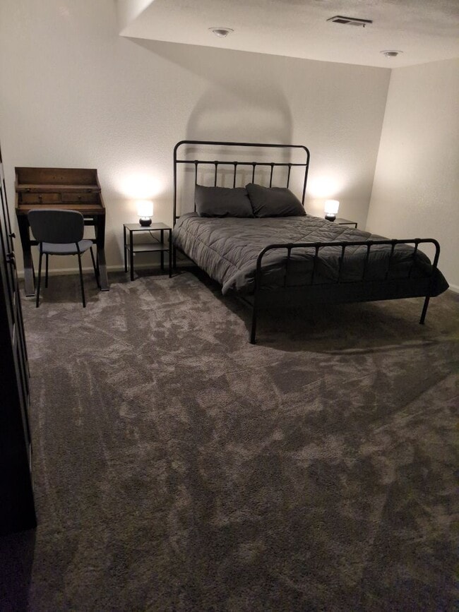 Photo - 1695 Cherry St