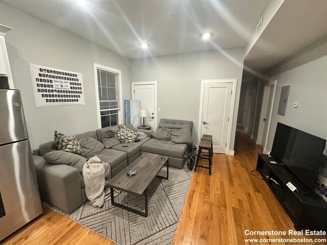 Photo - 1621 Tremont St Unidad 2A